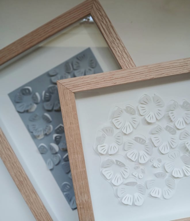 20x20cm 3D papercut, hvid, Indrammet  (2)