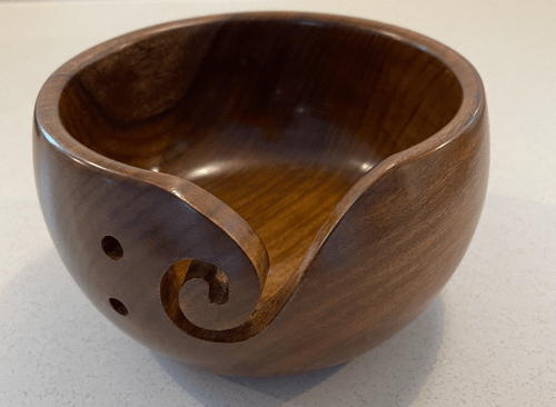 Tilbehør: Garn Bowle i Sheesham træ (indisk palisander) Stor (Ø: 17,5 *10 cm)