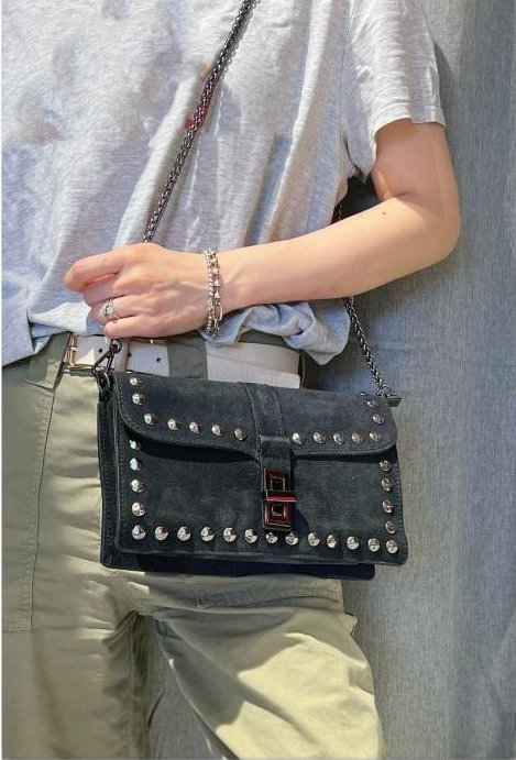 Karen ruskinds bag med nitter, black