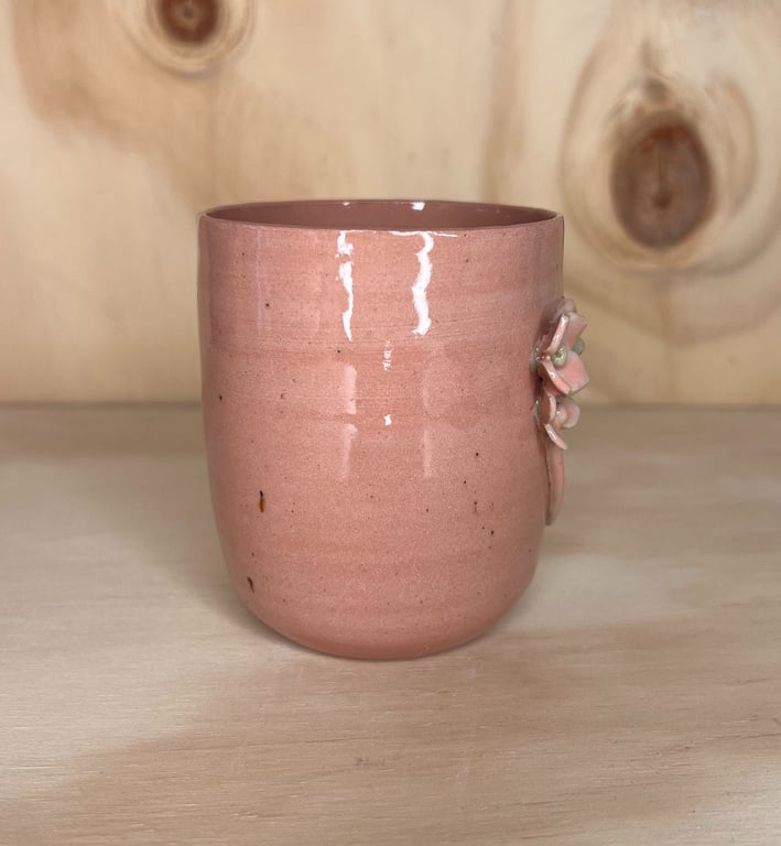 Valentinskop i lyserød m. hjerte og blomster  billede 2