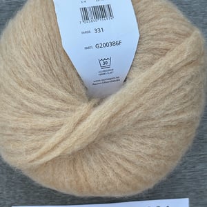 Garn: PUNO PETIT: UDSALG - 50 g ngl. – produktbillede