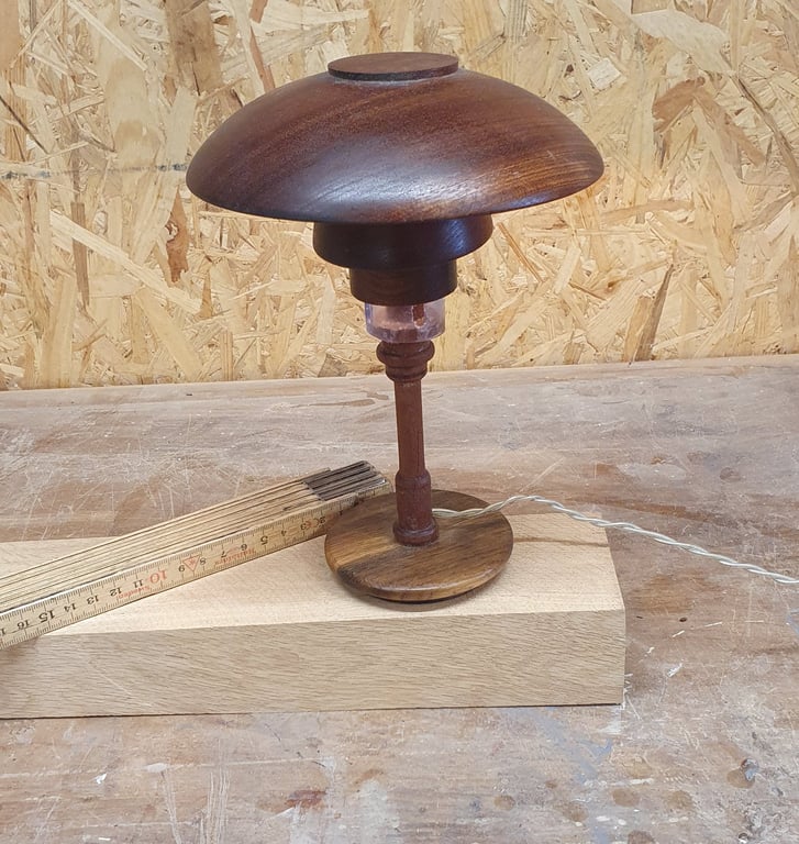 Kunstinstallation med lys