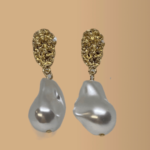 Hvide øreringe – produktbillede