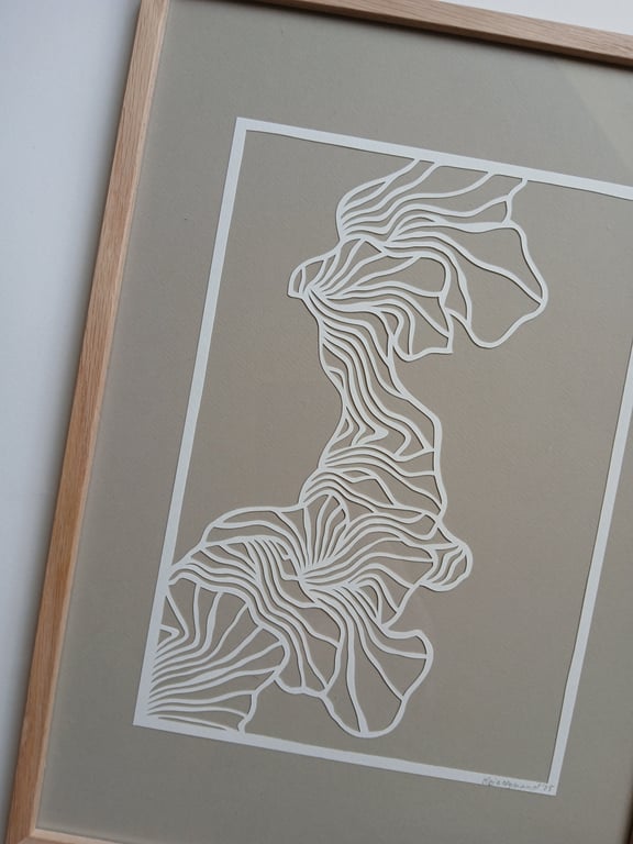 A3 papercut, beigegrå, Indrammet  (2)