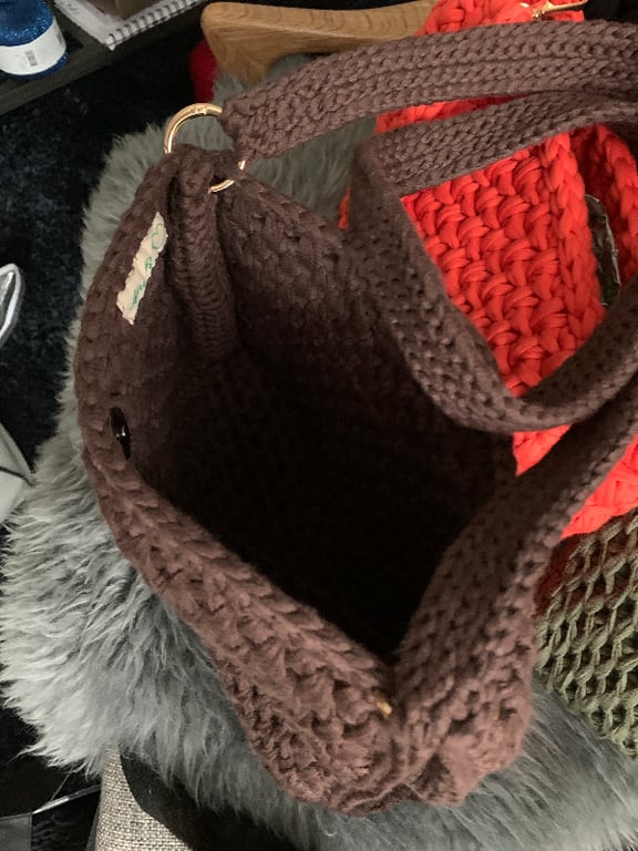 Brun hæklet flet cross-body taske billede 4