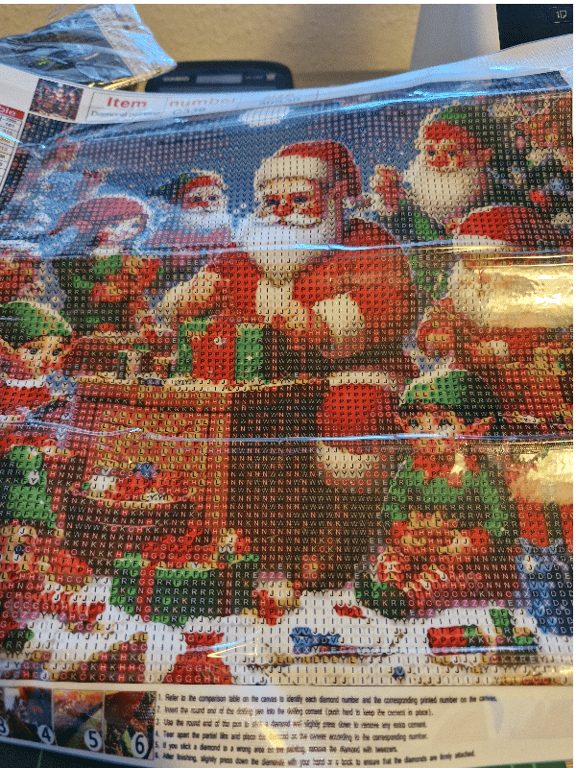 Julemanden er sammen med sine medarbejdere den er 30 ×30 