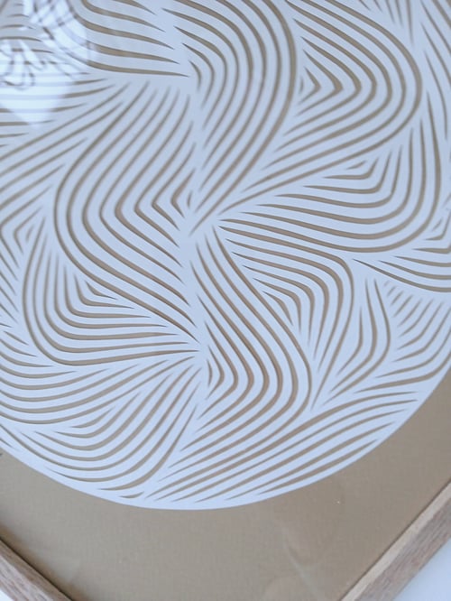 30x30cm papercut, sand, indrammet 