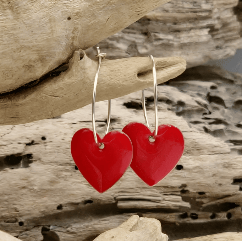 Emalje hjerter - store røde.