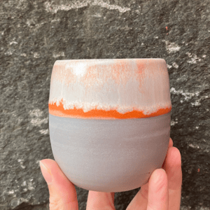 Hånddrejet kop  – produktbillede