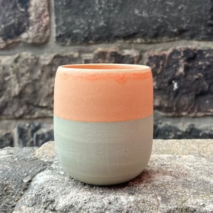 Hånddrejet kop – produktbillede