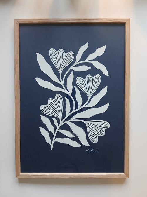 A3 papercut, Marineblå, indrammet 