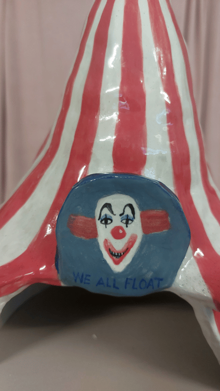 We all float  billede 5