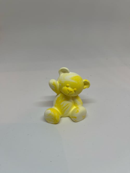 Siddende, vinkende bamse  (2)