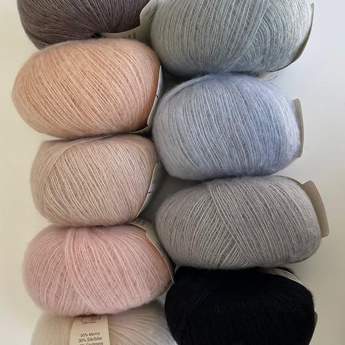 Kit: BLUSE MED SNONINGSMØNSTER- i Hannah garn (4)