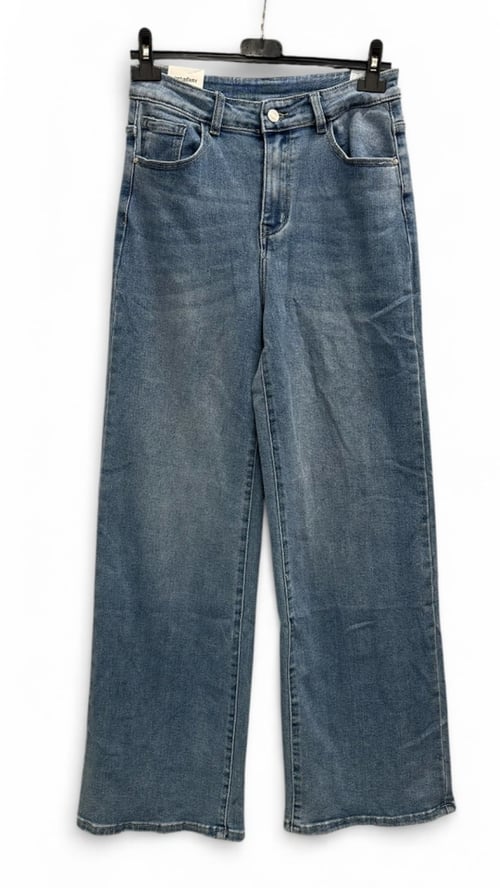 Benedicte stretch jeans, Light denim blue. Findes i str 38-48. (3)