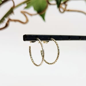 Facetteret creol med lås – produktbillede