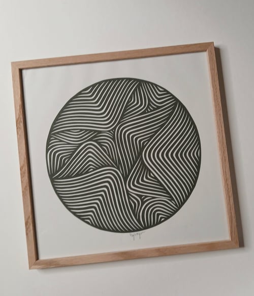 30x30cm papercut, skovgrøn, indrammet 