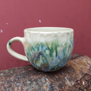 SOM I ET MALERI kop med hank – produktbillede