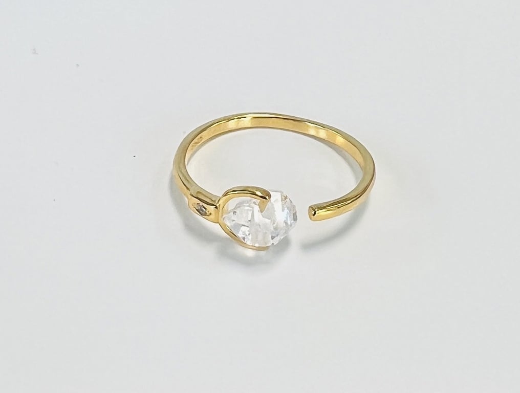 Beyou ring med en Herkimer diamant nr.3