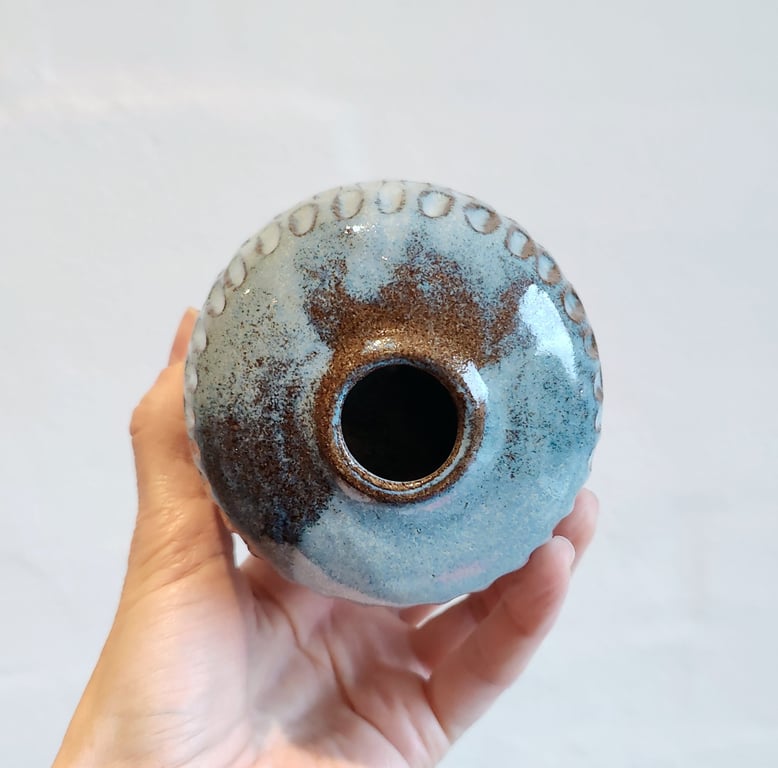 VASE CARVED BLÅ LYS billede 2