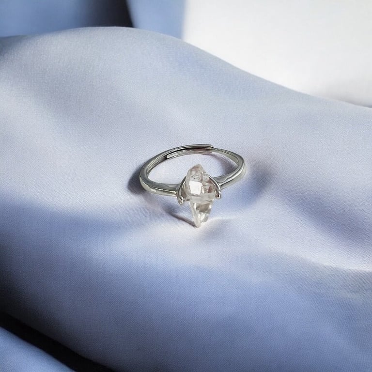 BeYou ring med en Herkimer diamant nr. 15