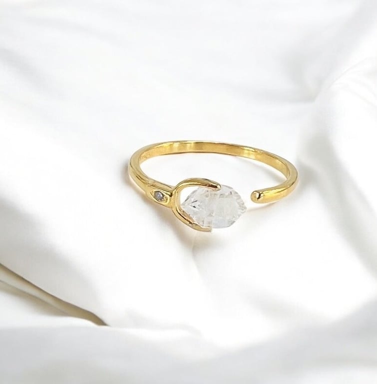 Beyou ring med en Herkimer diamant nr.5