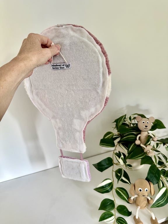 Tuftet luftballon - Håndlavet vægkunst i 100% uld. billede 4
