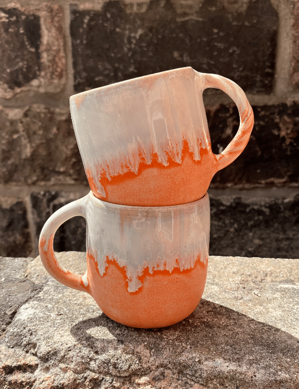 Hånddrejet kop med hank  billede 3