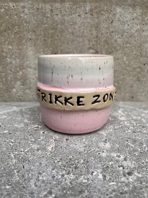 Strikke zone krus. 330 ml. H: 8 cm billede 2