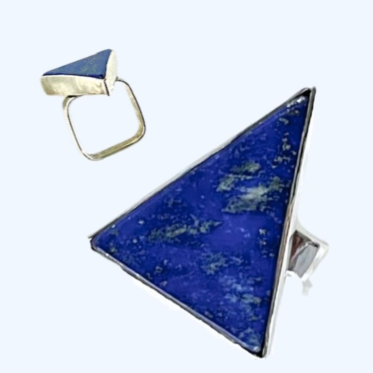 Blue Triangle ***