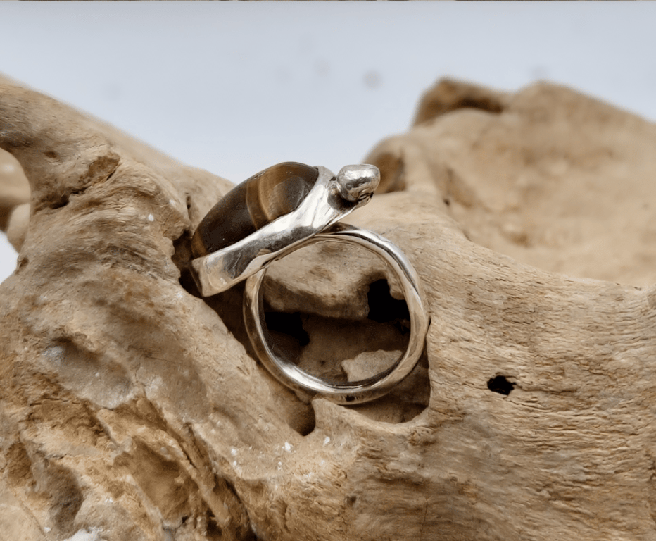 Unika tigerøje ring.