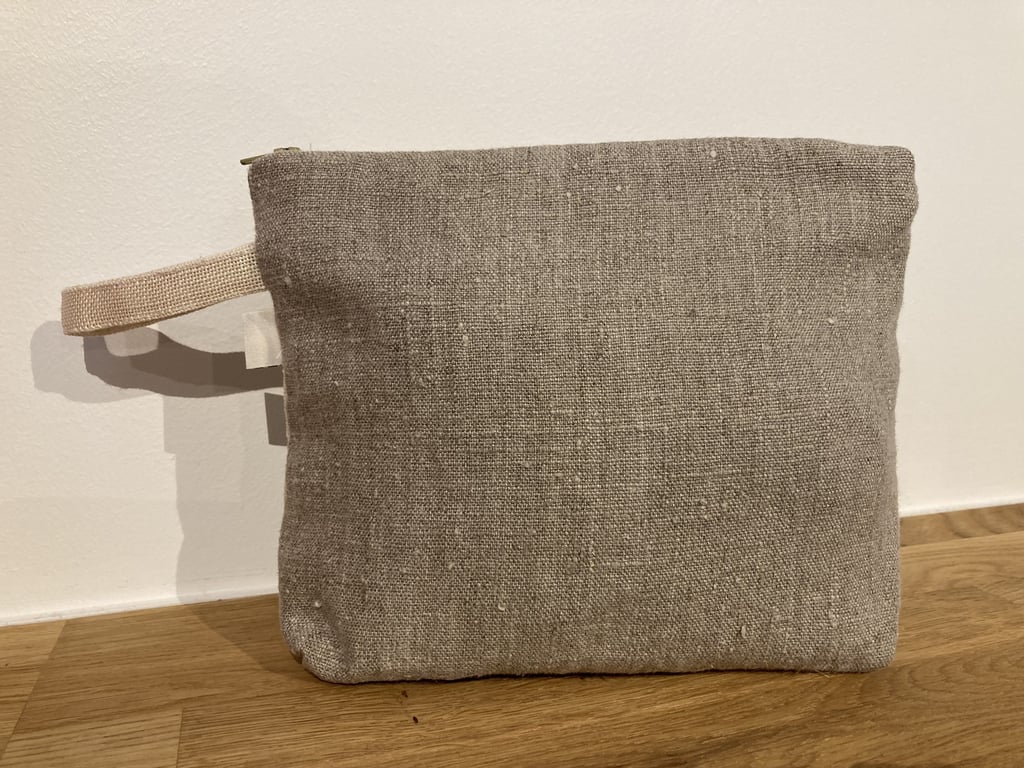 Pung m broderi  billede 2