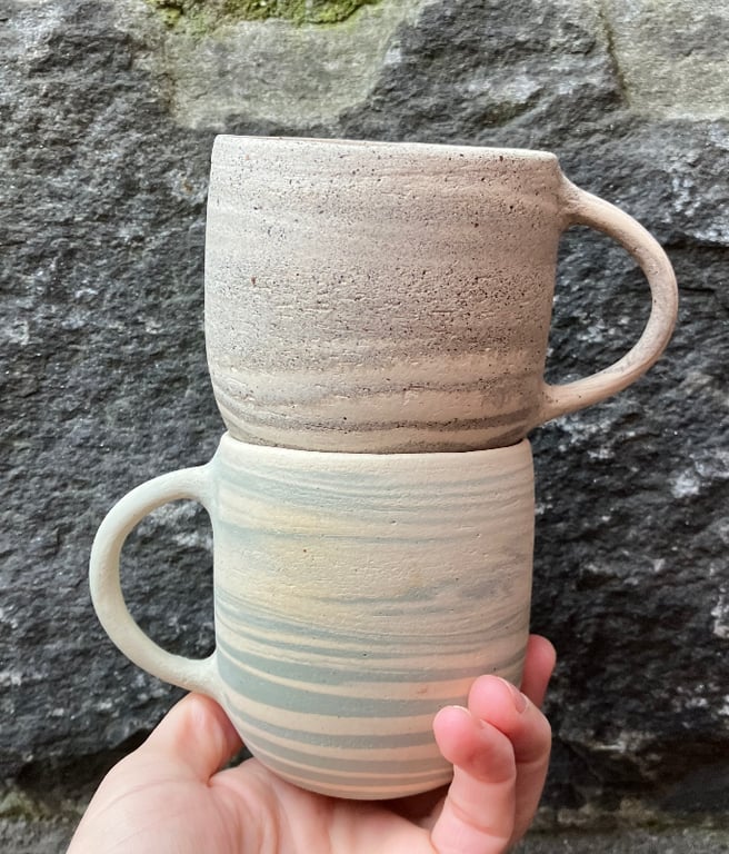 Marmoreret kop med hank, grå billede 3