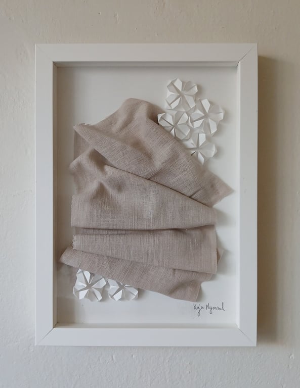 A4 relief, mixed media værk, indrammet 