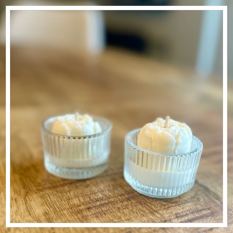 Soyavokslys i lille glas med Bonderose/Pæon og glimmer billede 4