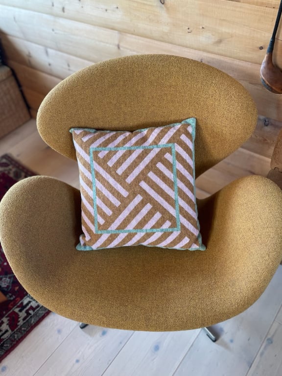 Cirkus Striber pude 2027-2 Str. 39 x 39 cm. (5)