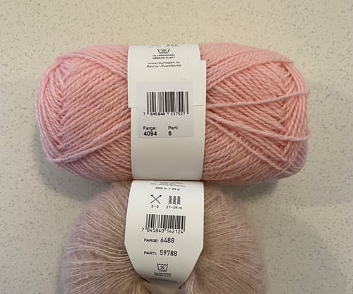 Kit: Garn og opskrift til Sesam Raglan Sweater i Alpaca Silk og Finuld (8)
