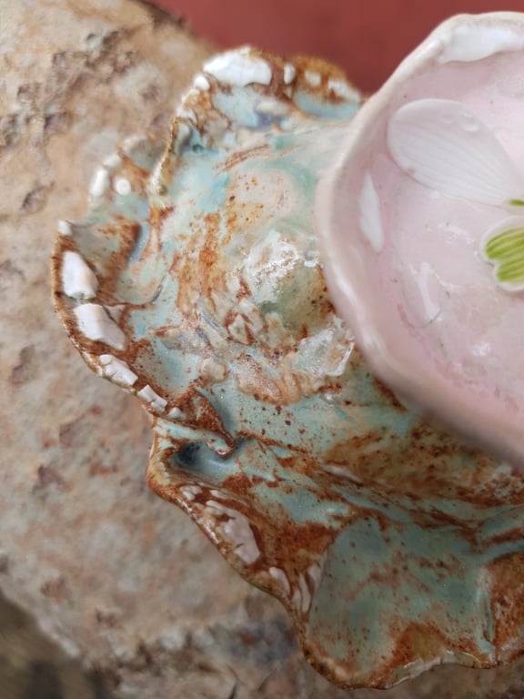 Lille håndformet skulpturel skål billede 4