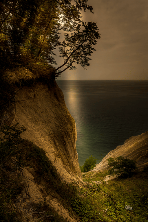 En sommernat i måneskin på Møns Klint en smuk sommeraften