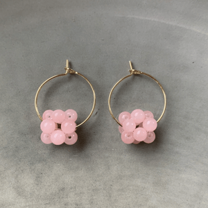 Ferskenfarvet jade Berries øreringe  – produktbillede