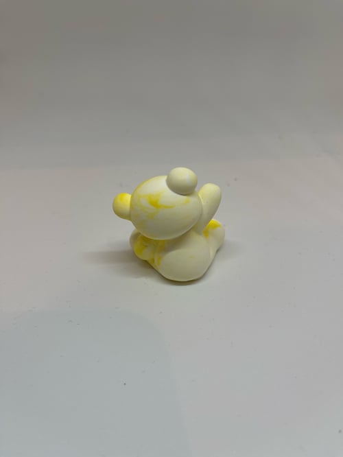 Siddende, vinkende bamse  (3)