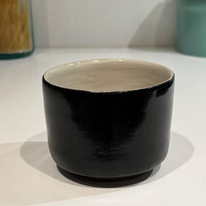 Kop/skål sort/hvid – produktbillede