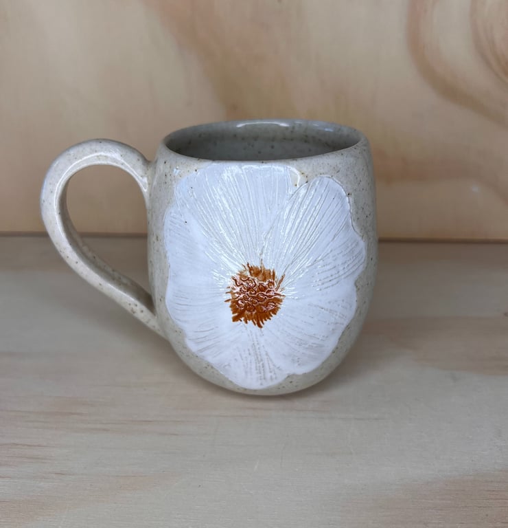 Kop med sommerblomst HVID billede 4