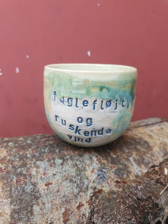 fuglefløjt og ruskende vind... kop 