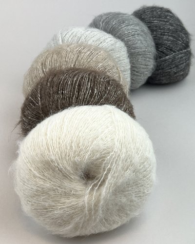 Kit: Nanna bluse med læg i ryggen (garn og opskrift) billede 4