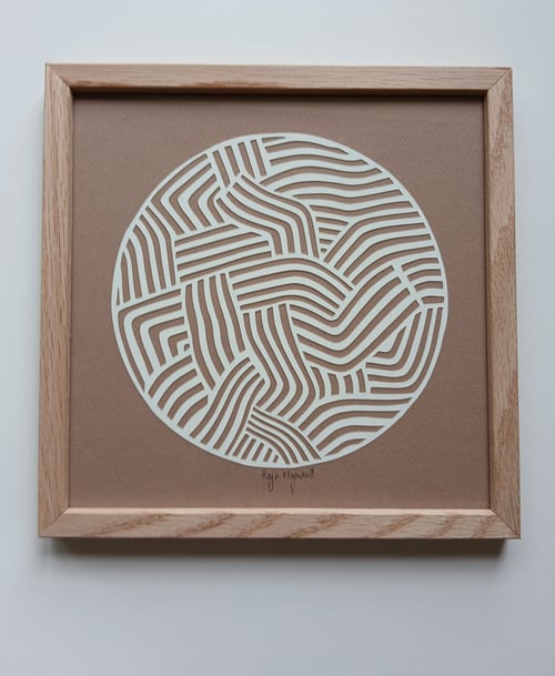 20x20cm papercut, nougat, indrammet