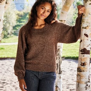 Opskrift -D: Bluse med sænket stykke mod forstykket – produktbillede