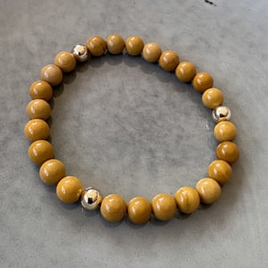 Gul mookait armbånd 6mm – produktbillede