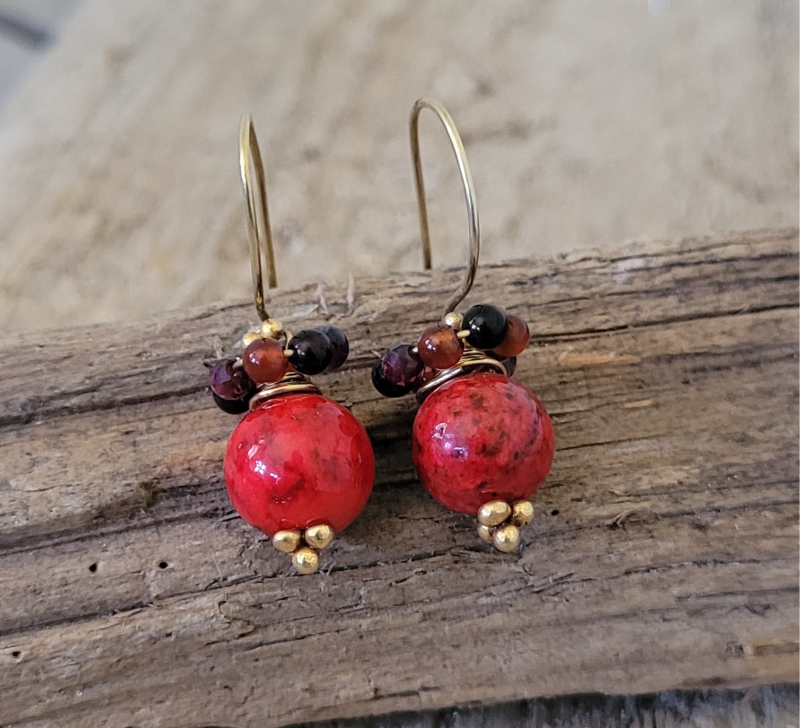 Ørekroge med marmor og agat.