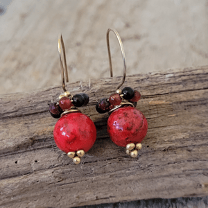 Ørekroge med marmor og agat. – produktbillede